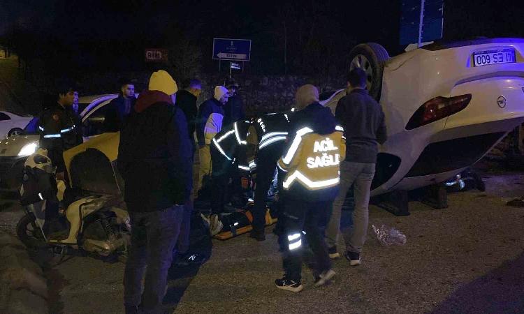 kocaelide trafik kazasi iki arac takla atti 4 yarali XPDuAPHf